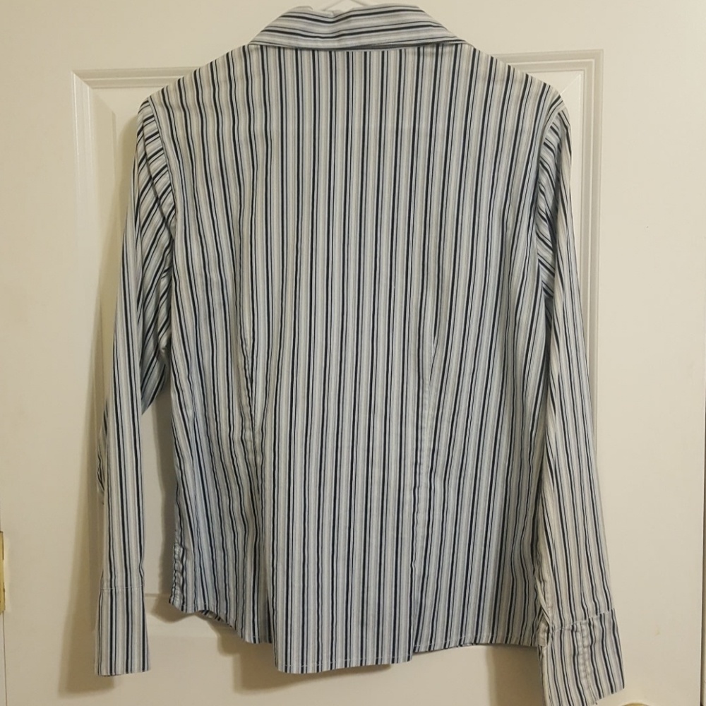 Women's Striped Long Sleeve Shirt - Picture 2 of 4